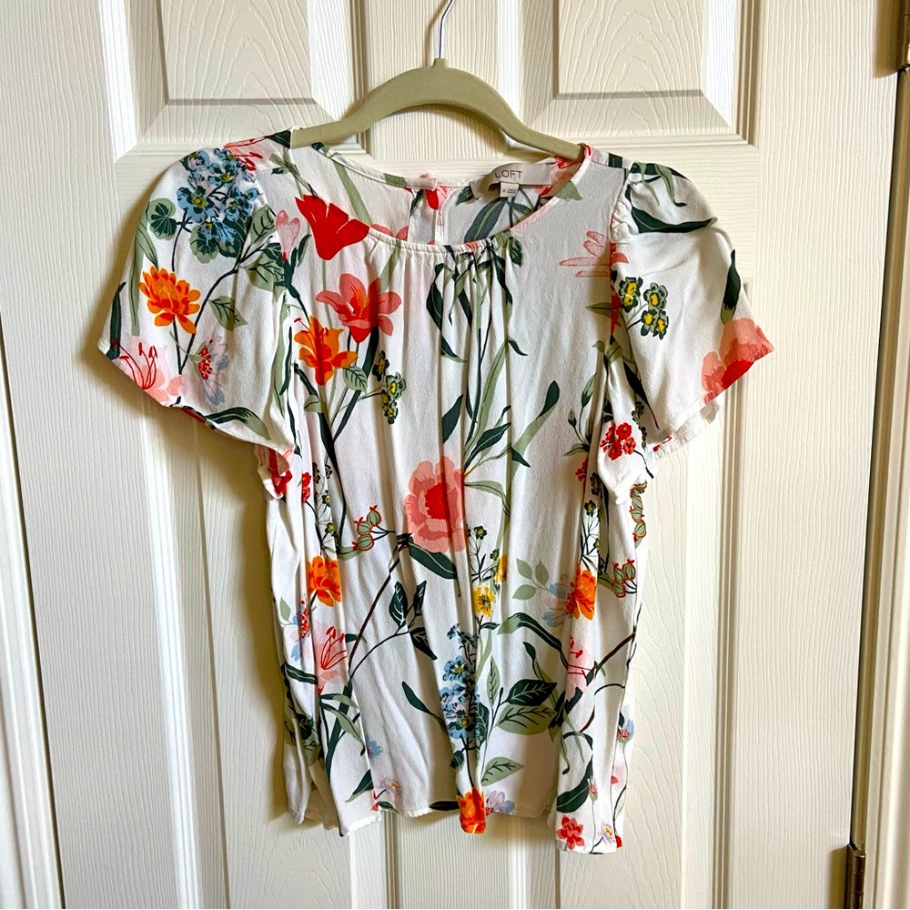 LOFT tropical back button top